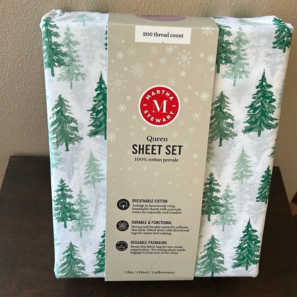 Martha Stewart Christmas Evergreen Trees QUEEN Sheet Set 4pc 200Thread Count - Picture 1 of 2